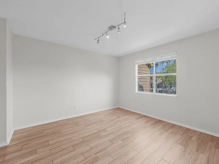 19 Arbor Club Dr #211 — Photo 13