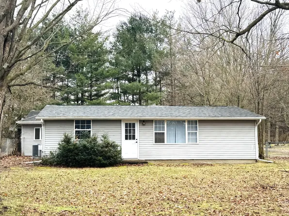 1404 Mould Ave, Niles, MI 49120