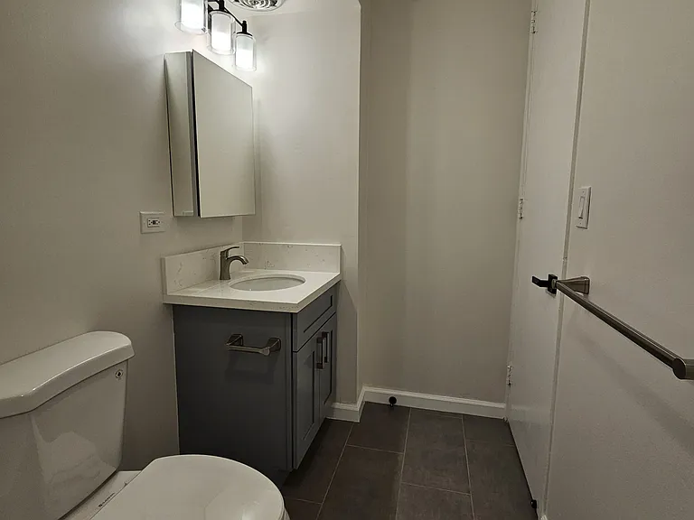 1412 Kewalo St #406 — Photo 20