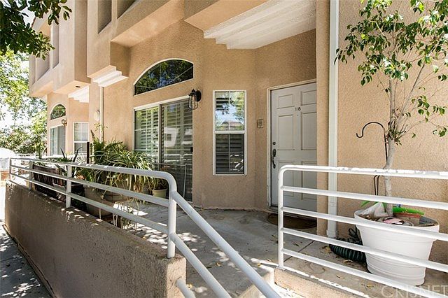 1st image of 7109 Farralone Ave Unit 118