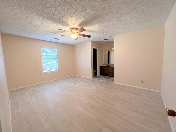 5th image of 4616 Crockett Ave
