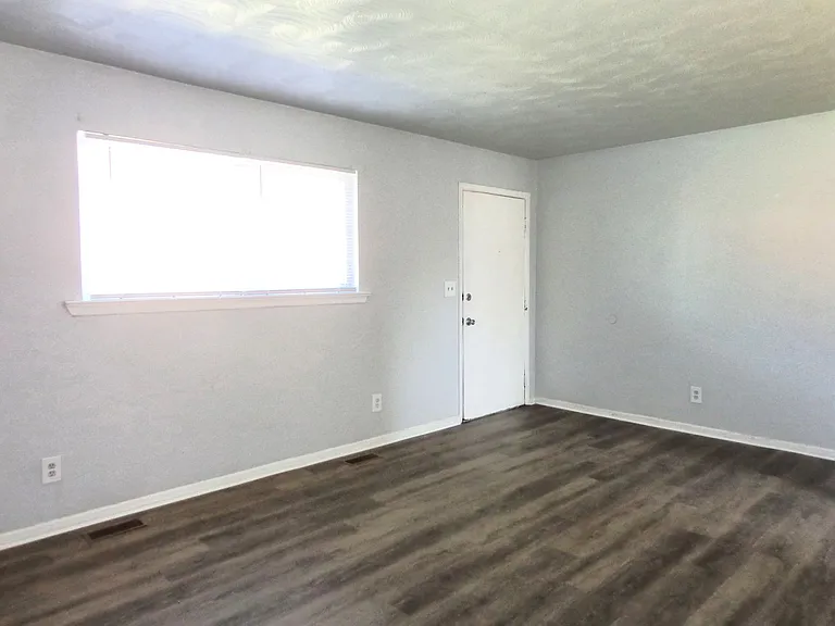 Pembroke Pines Apartments — Photo 16