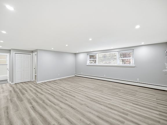 3rd image of 210 River Rd Floor 2