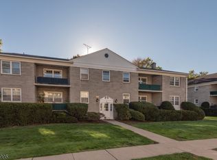 135 S Maple Ave, Ridgewood, NJ 07450