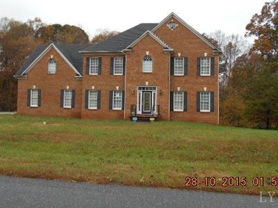 1091 Walkers Crossing Dr, Forest, VA, 24551