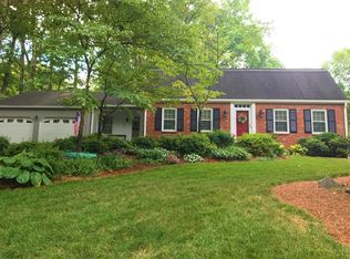 670 Quarterstaff Rd, Winston Salem, NC 27104