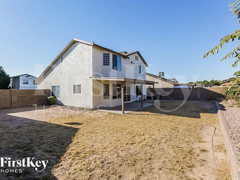 8736 W Tuckey Ln — Photo 15