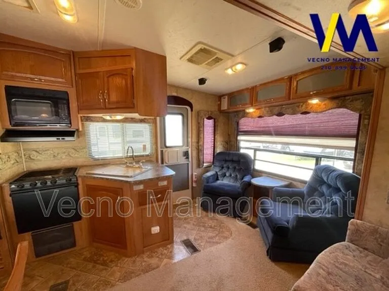642 10th St #CREEKSIDE RV — Photo 3