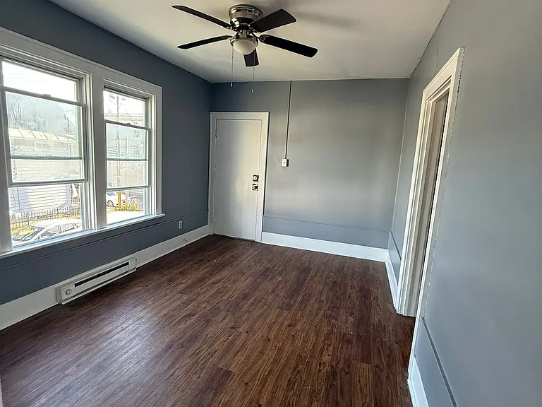 1231 Congress St #2R — Photo 8