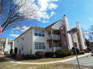 406 Ripley Ct, Piscataway, NJ 08854