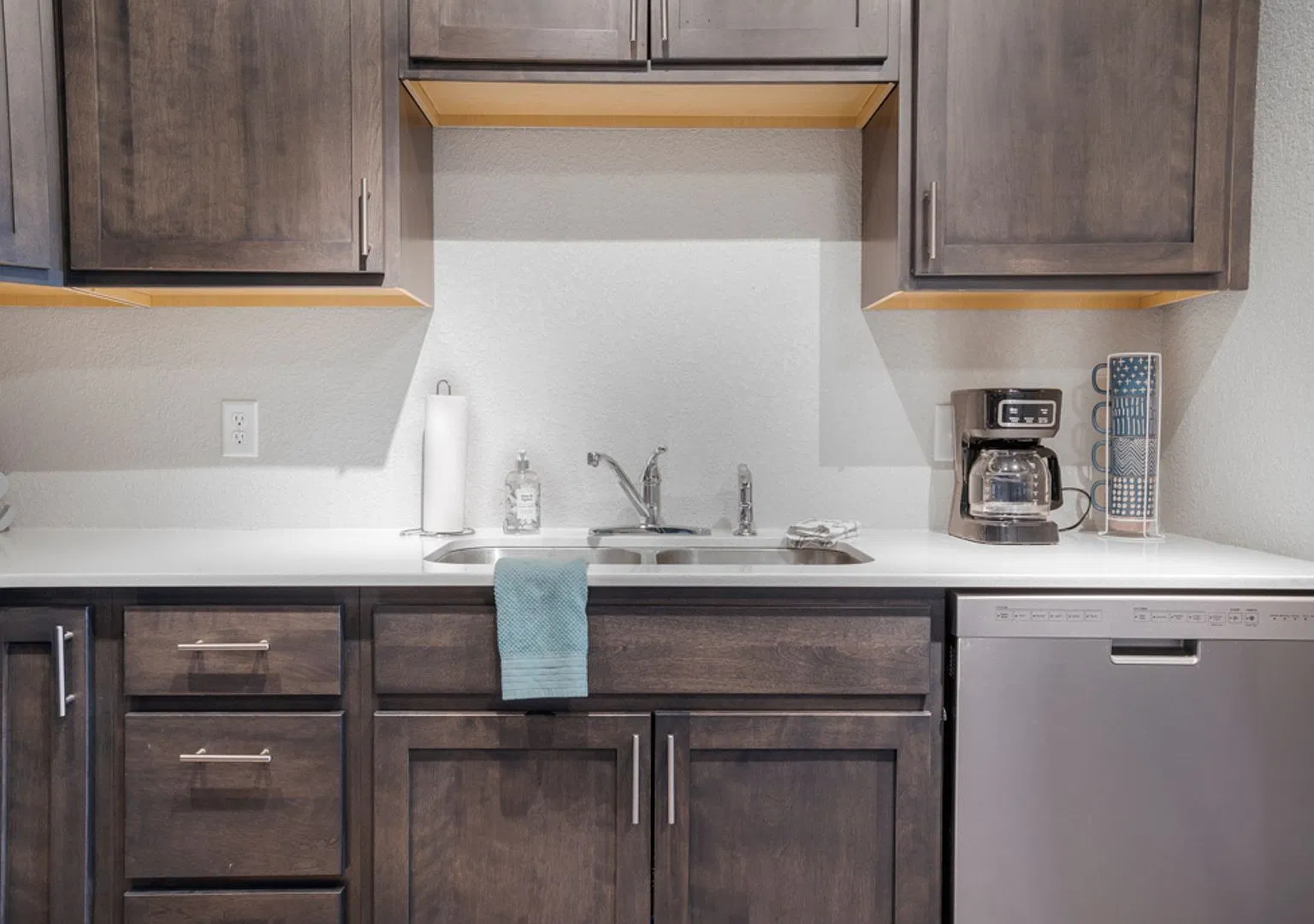 Special - 1 month FREE with a 12 month lease — Photo 4