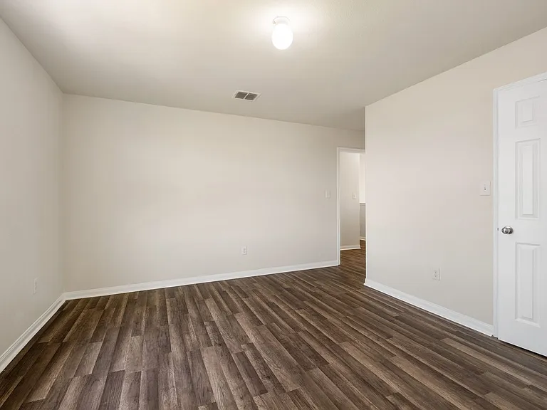 19420 James Manor St — Photo 22