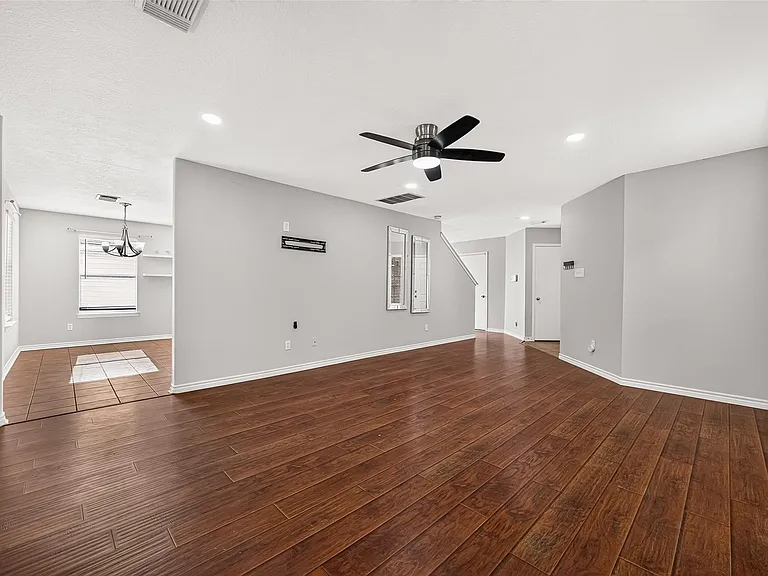 19210 Moss Meadow Ln — Photo 10