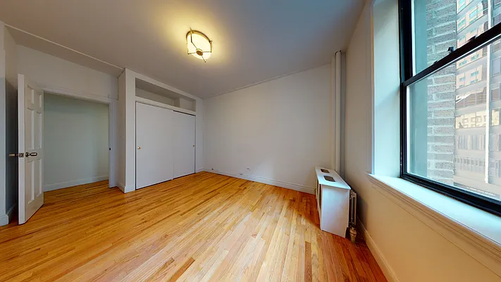 Rented by Bond New York | media 15