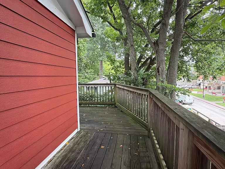 145 1/2 Parrish Ave #2 — Photo 9