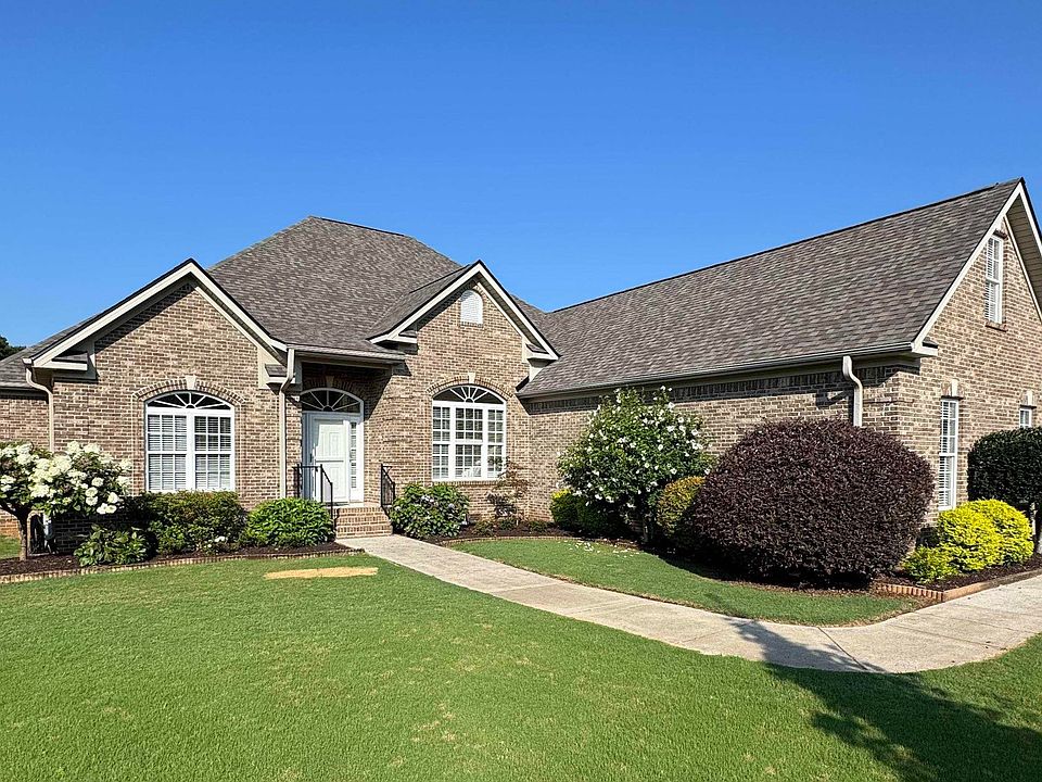 1st image of 138 Sarah Jane Dr