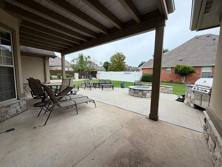 3605 N Narcissus Ave — Photo 50