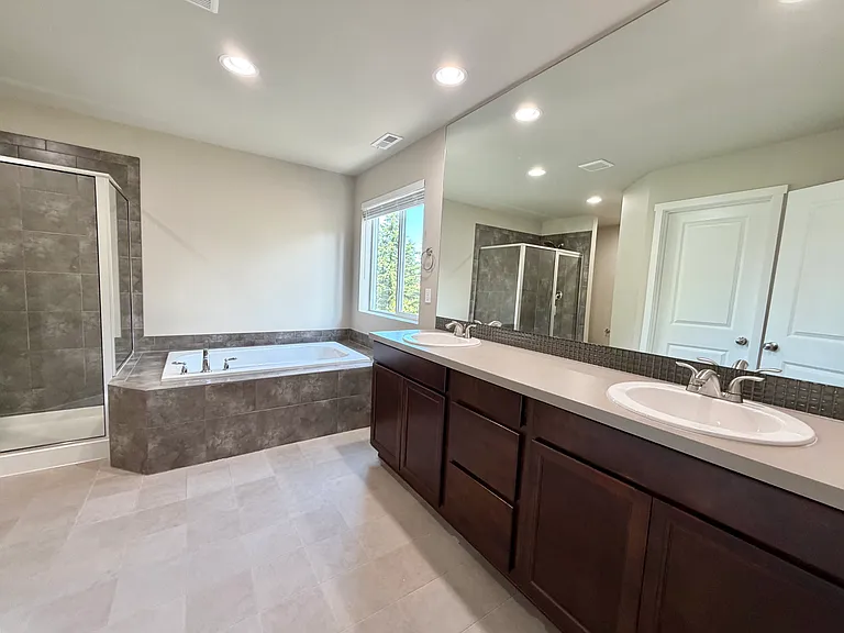 9229 5th Dr SE — Photo 10