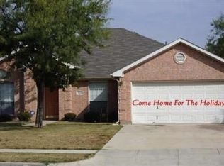 1620 Sandalwood Dr, Grand Prairie, TX 75052