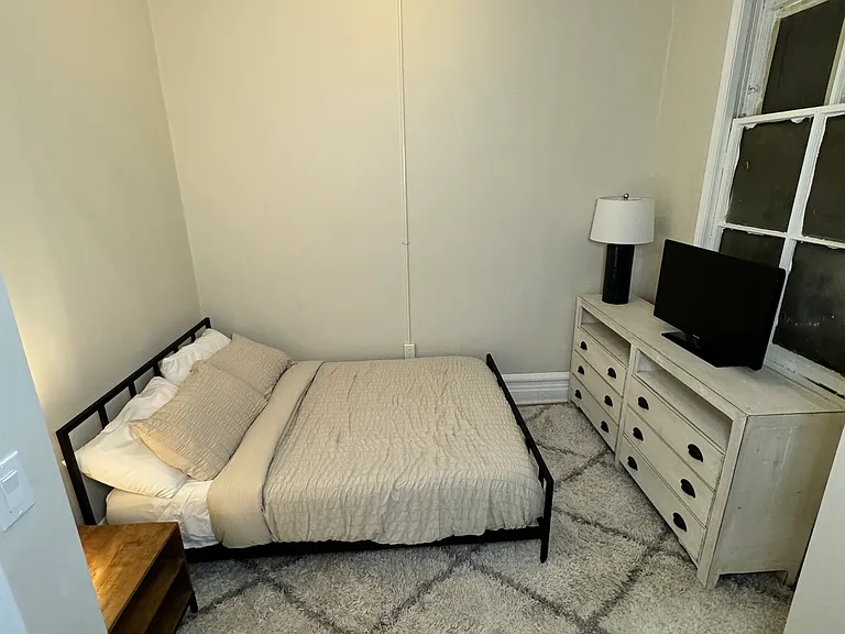 2146 N Halsted St #3R — Photo 10