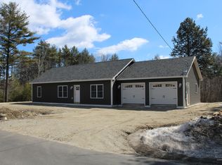 2 Diamond Dr, Freeport, ME 04032