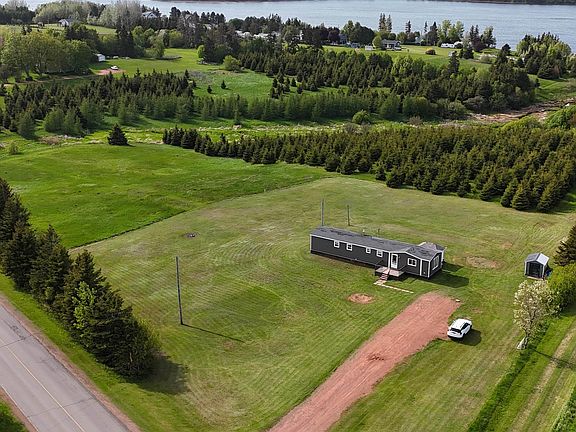 2nd image of 252 Fortune Cove Rd