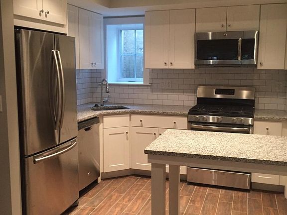 3rd image of 2300 Naudain St APT G