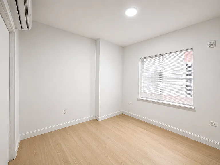 3003 Glenwood — Photo 78