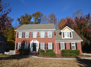 2790 Hunters Pond Ln, Snellville, GA