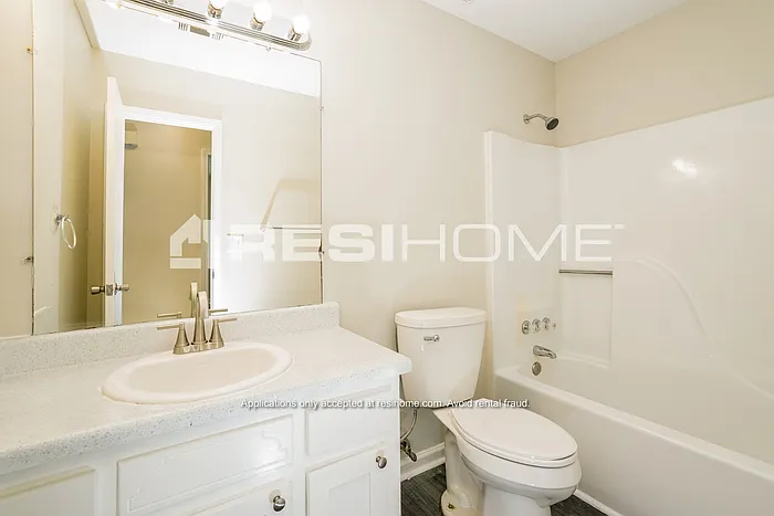 935 River Glen Pl — Photo 12