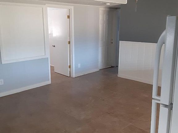 kitchen /Living/Family room