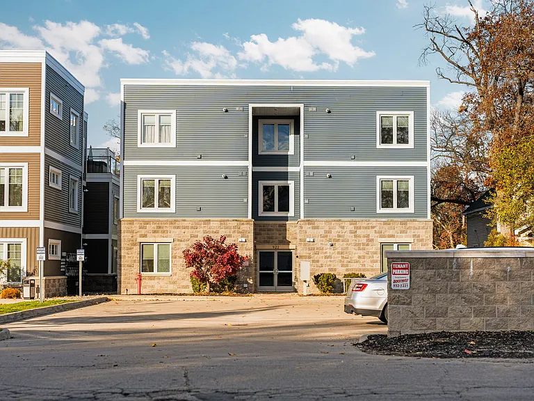 922 E Front St #201 — Photo 58