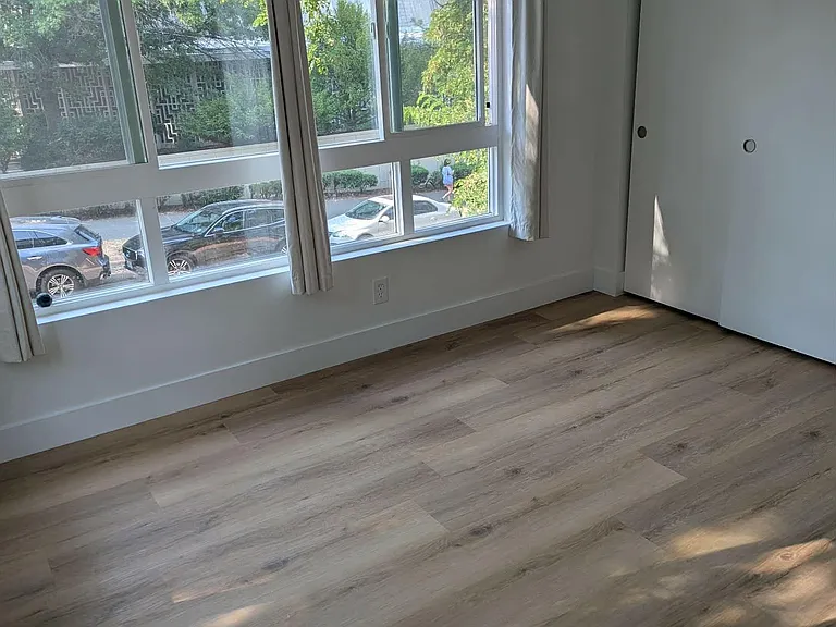 1516 E Pike St #204 — Photo 11