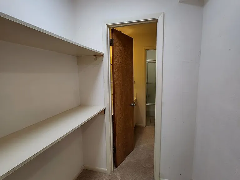 2604 Buckingham Dr — Photo 28