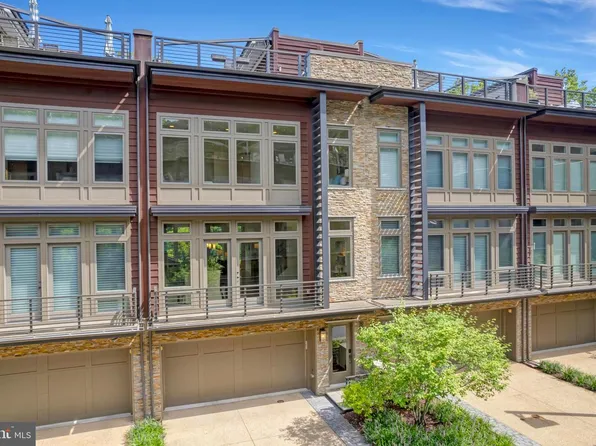 5132 Willet Bridge Rd, Bethesda, MD 20816