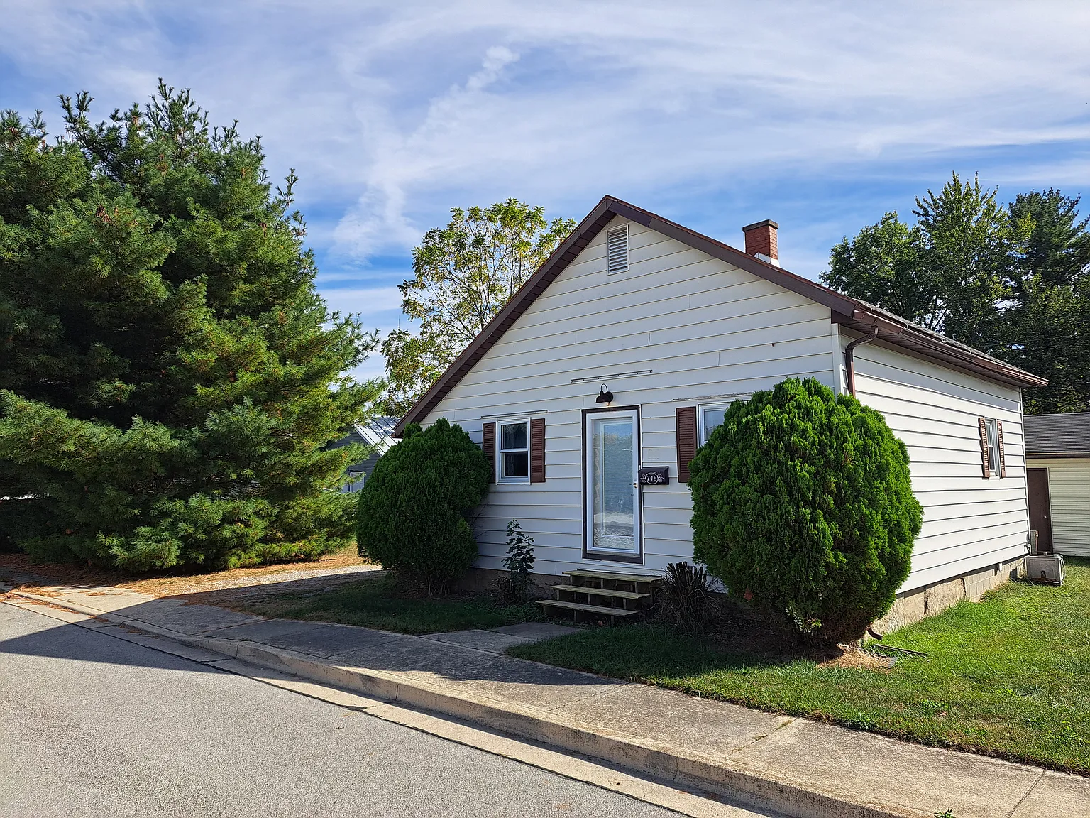 2 bed, 940 sqft, $1,275 — Photo 4