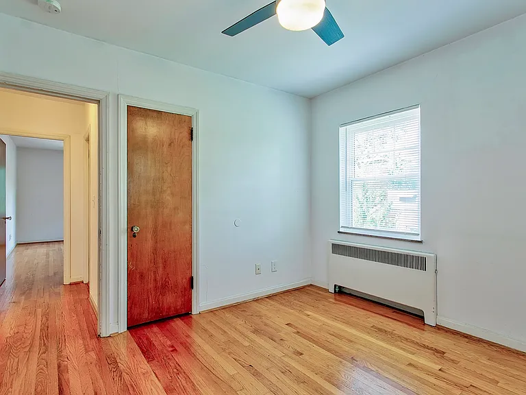 2820 Griffiths Ave #4 — Photo 10