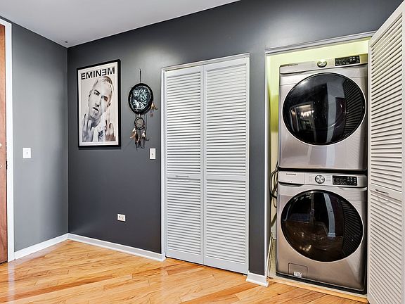 4th image of 1819 S Michigan Ave Unit 502
