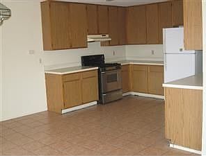 2nd image of 4415 Altadena Ave APT 5