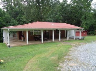 179 Franklin Dr, Thomasville, NC 27360