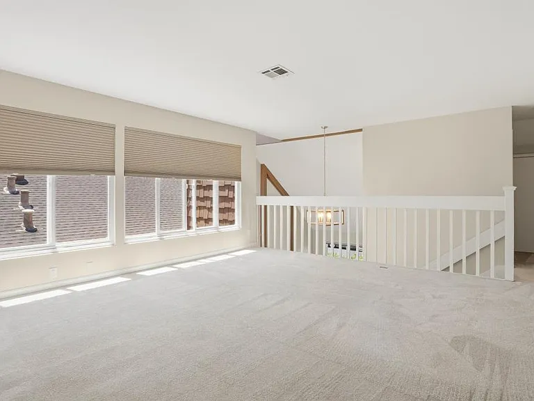 8879 Hillery Dr — Photo 14