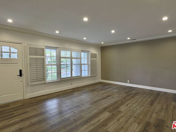 2nd image of 4000 Denny Ave