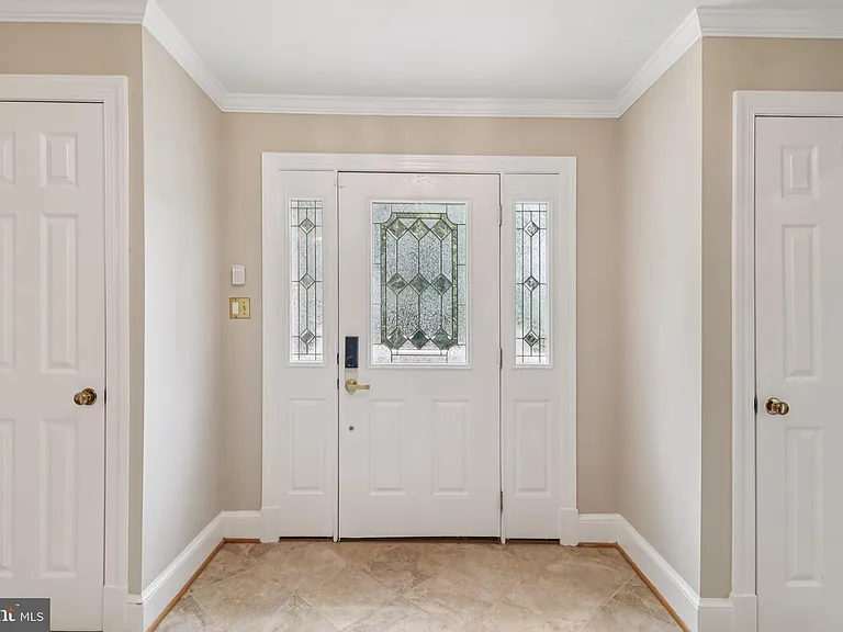 7518 Old Dominion Dr — Photo 6