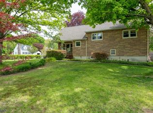 1 Ricker Ter, Kinnelon, NJ 07405