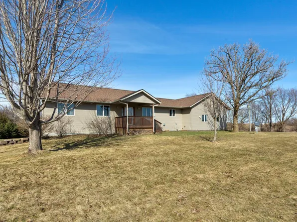 77728 325th St, Ellendale, MN 56026