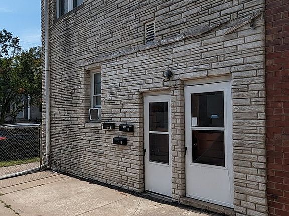 2nd image of 1726 9th St