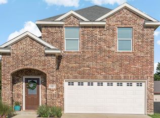 101 Brooks St, Terrell, TX 75160