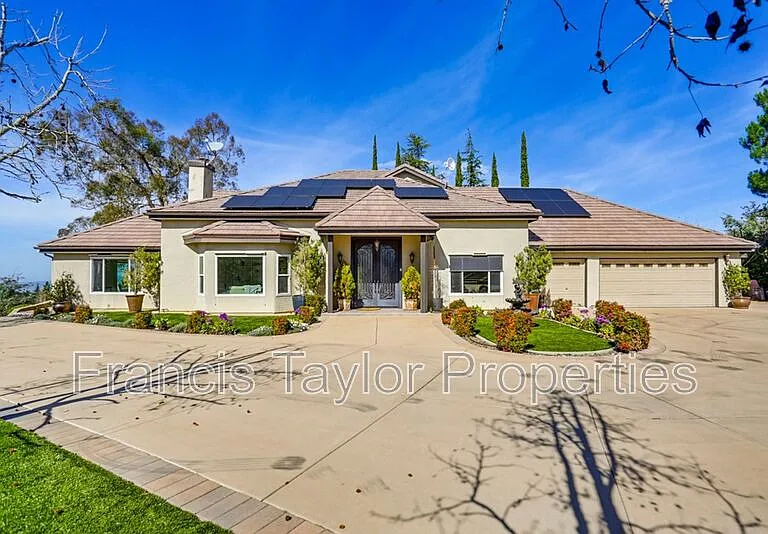 29059 Meadow Glen Way W — Photo 1