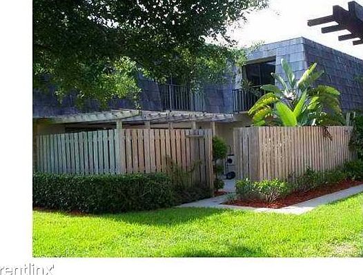 Garden Lakes Exterior TheShattowGroup