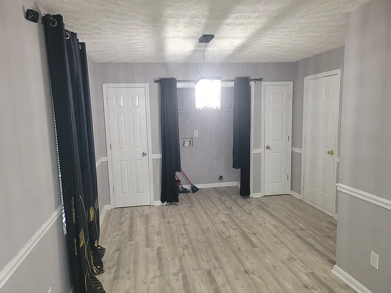 6025 Bashon Ct — Photo 9